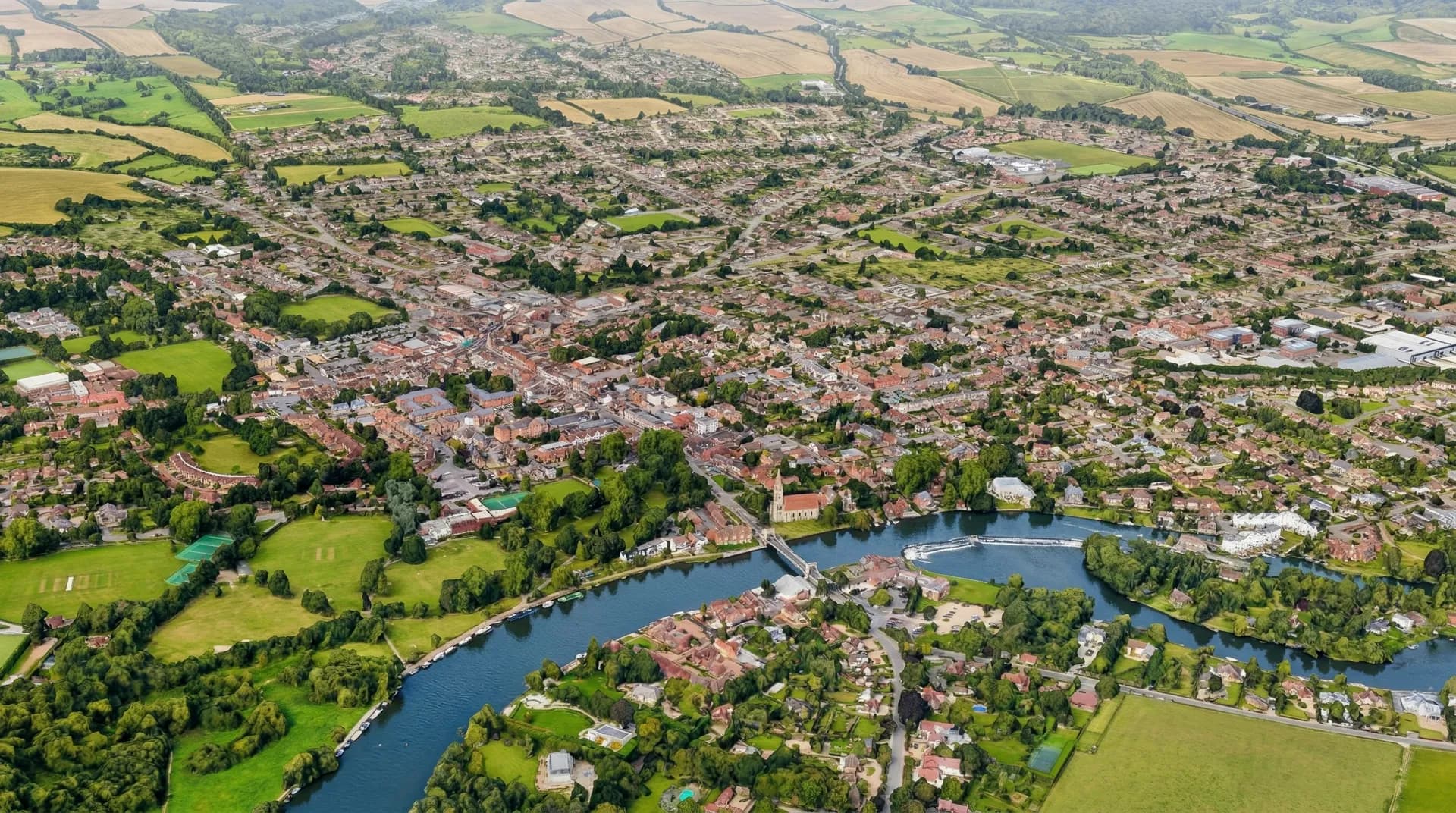 Premium web design and digital services for businesses in Marlow